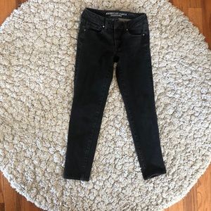 AE Size 2 Short skinny